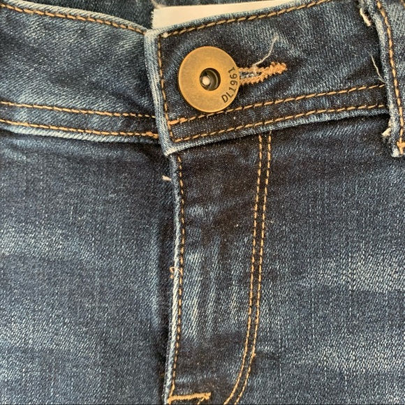 DL1961 Coco Straight Leg Curvy Jeans - Picture 6 of 12